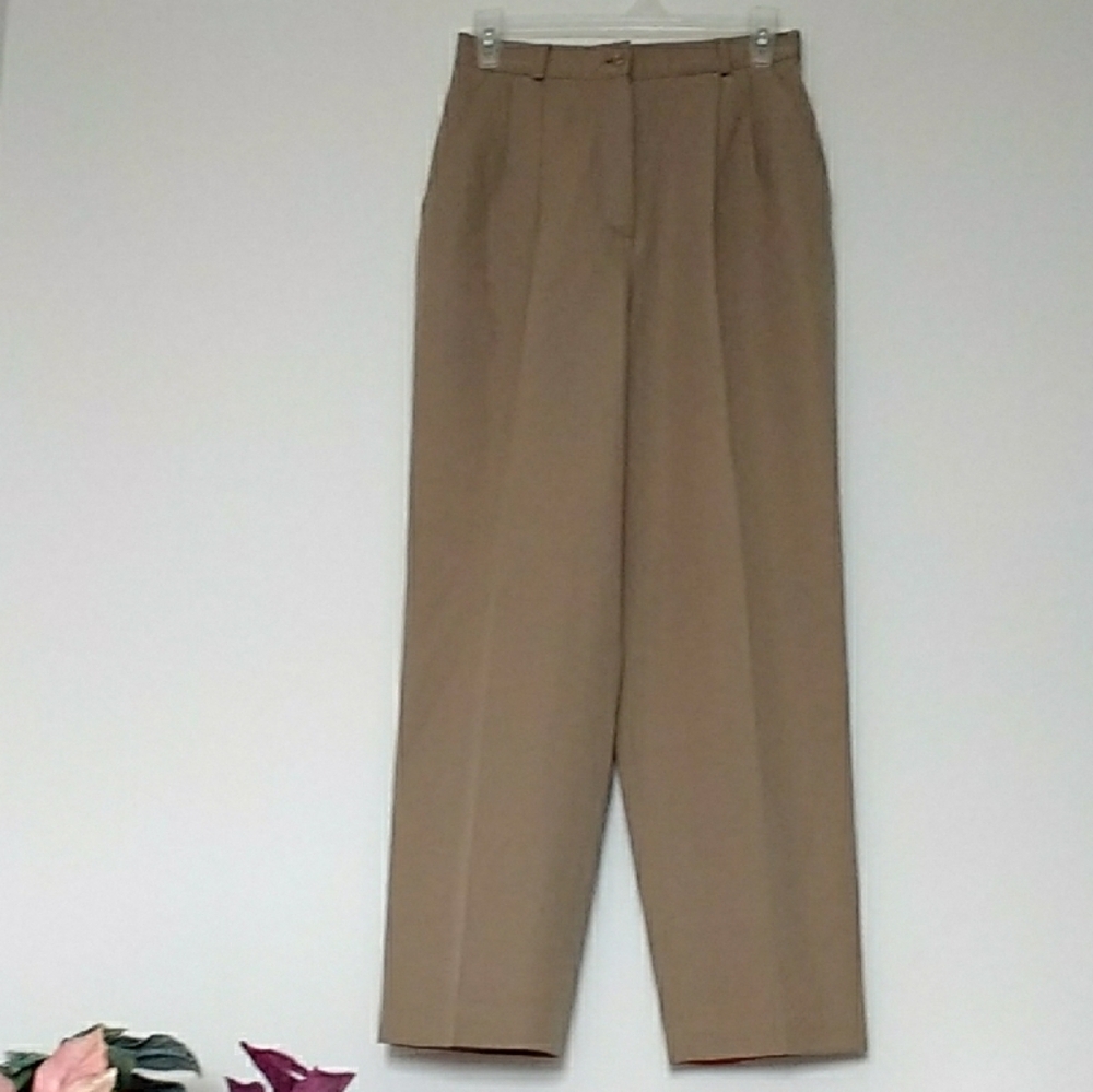 Talbots Women's Classic Tan Trousers